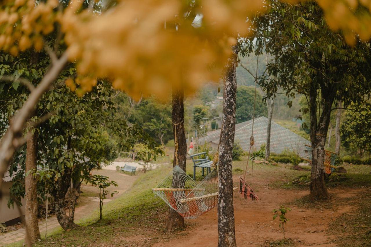 Hotel Abad Brookside Wayanad Vythiri Esterno foto