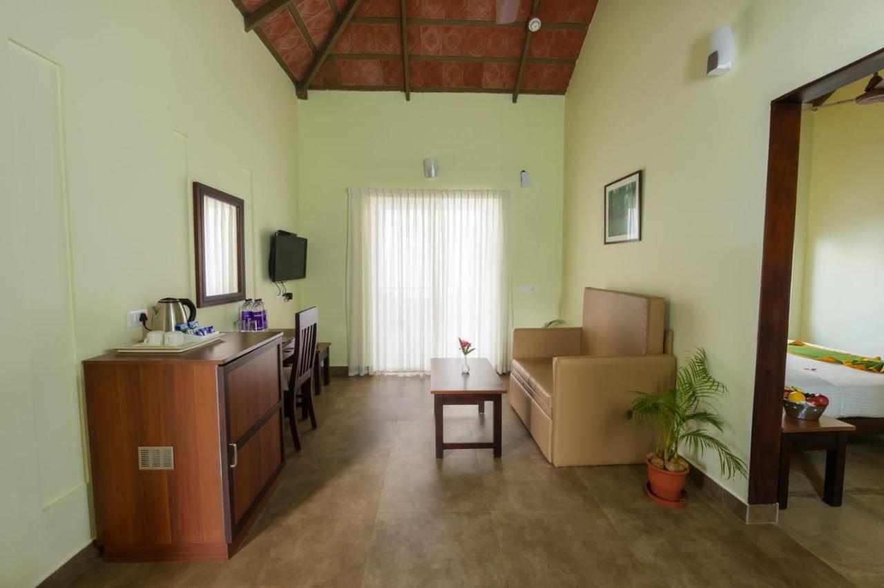Hotel Abad Brookside Wayanad Vythiri Esterno foto
