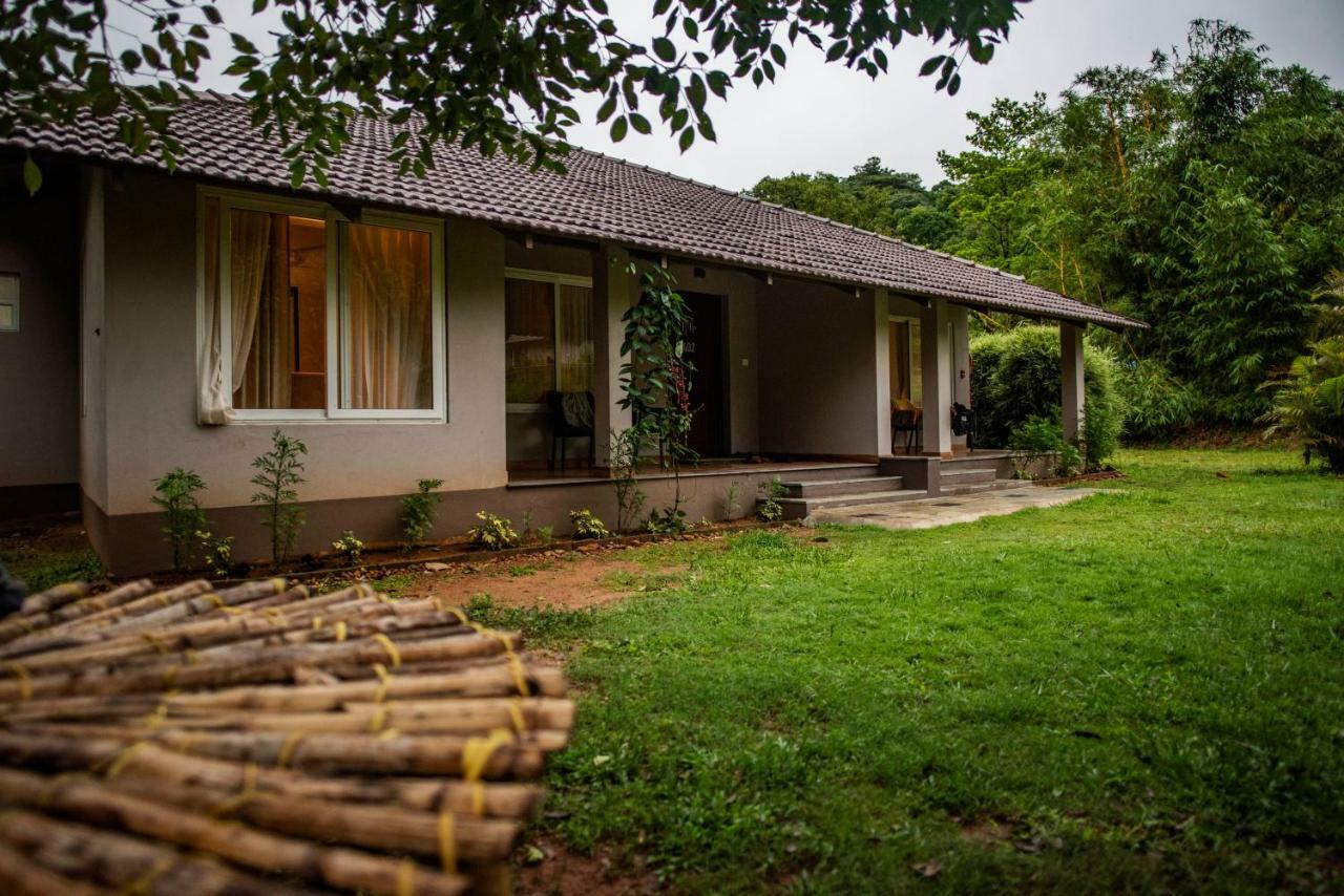 Hotel Abad Brookside Wayanad Vythiri Esterno foto